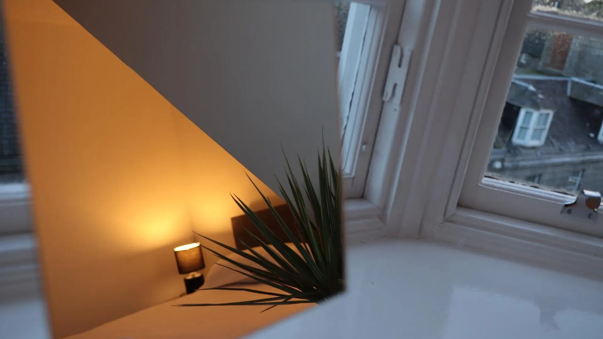 Historic, City Centre Apartment Aberdeen