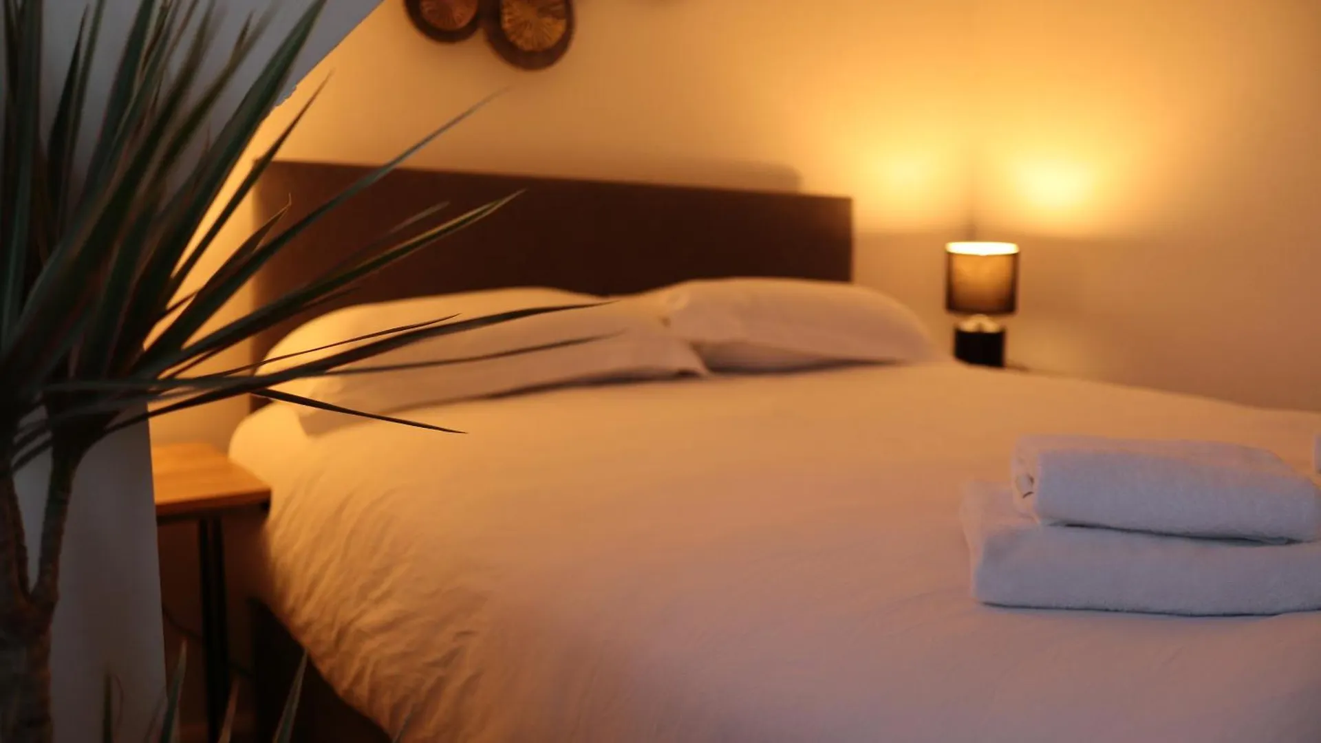 Historic, City Centre Apartment Aberdeen